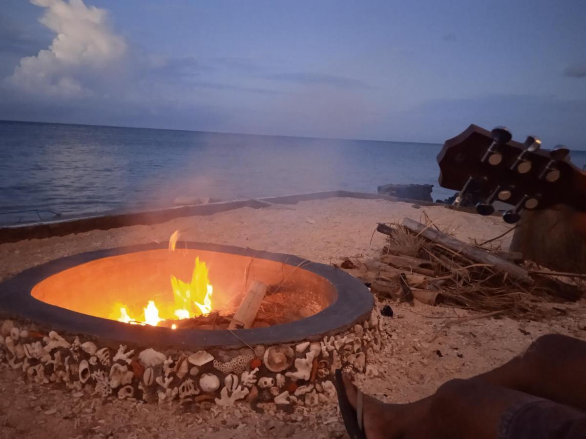 Bintang Tiga Bungalows غيلي آير المظهر الخارجي الصورة