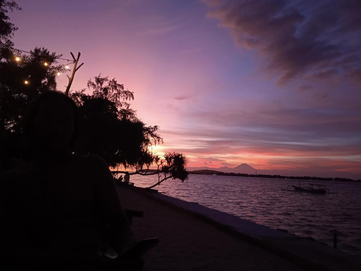 Bintang Tiga Bungalows غيلي آير المظهر الخارجي الصورة