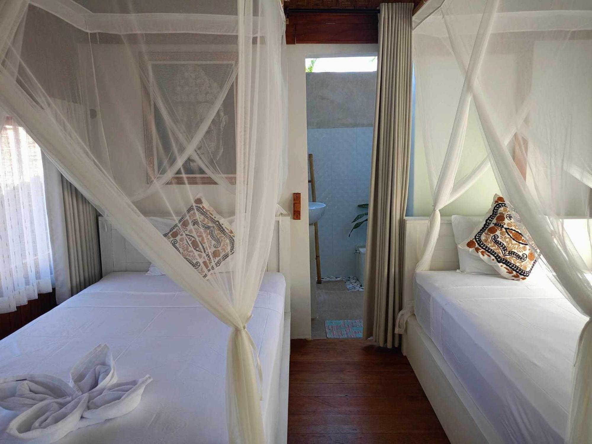 Bintang Tiga Bungalows غيلي آير المظهر الخارجي الصورة