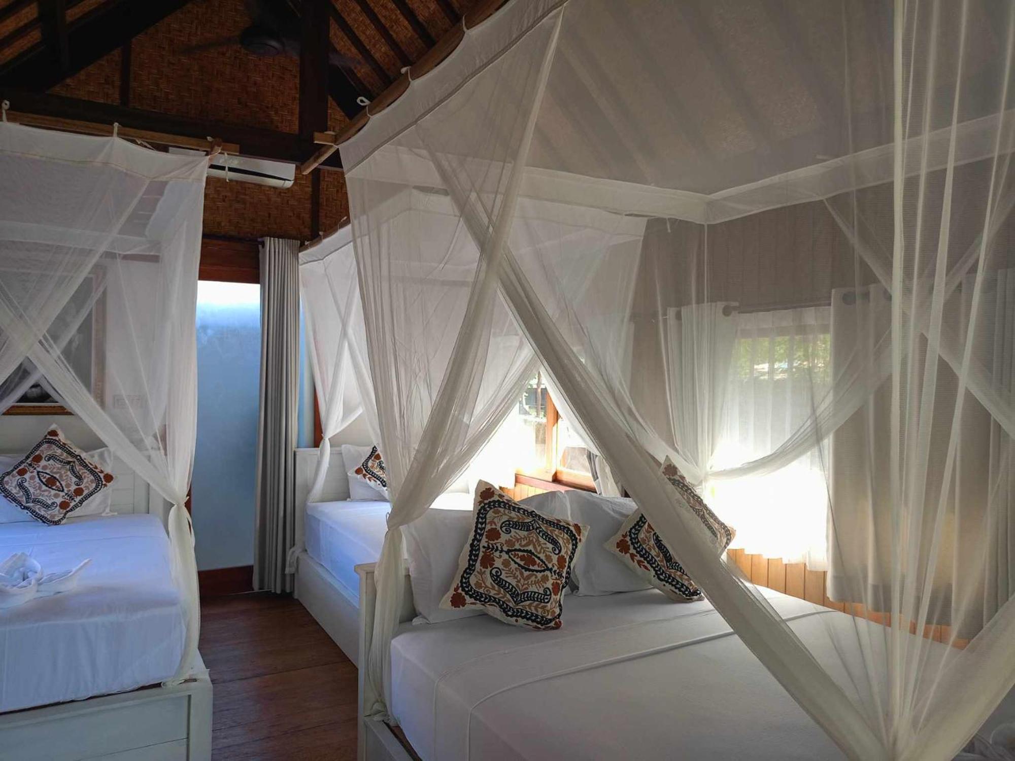 Bintang Tiga Bungalows غيلي آير المظهر الخارجي الصورة
