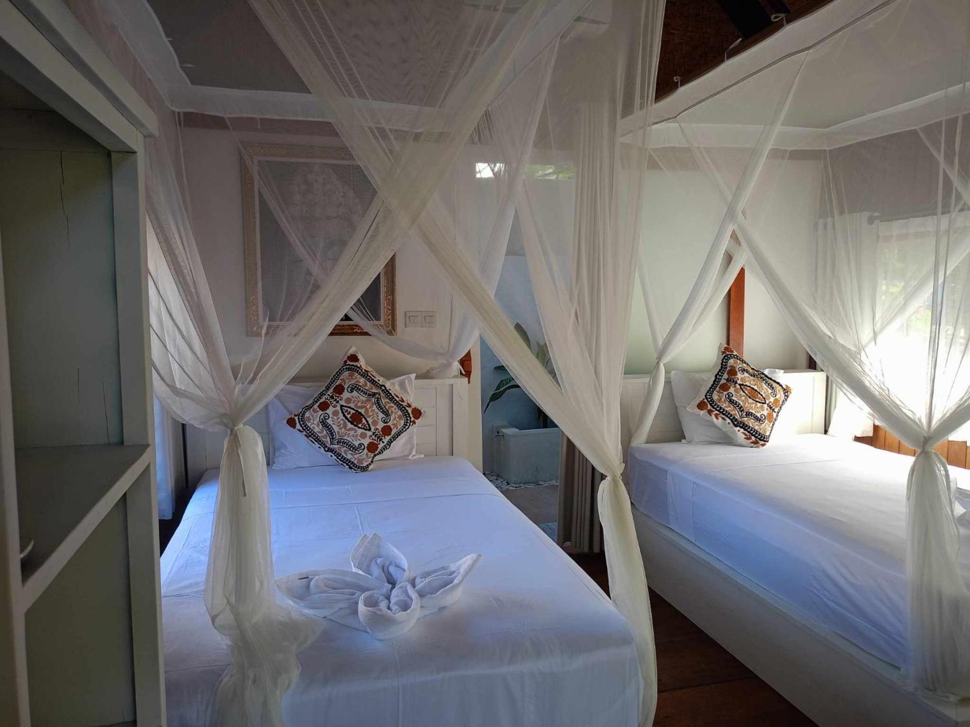 Bintang Tiga Bungalows غيلي آير المظهر الخارجي الصورة