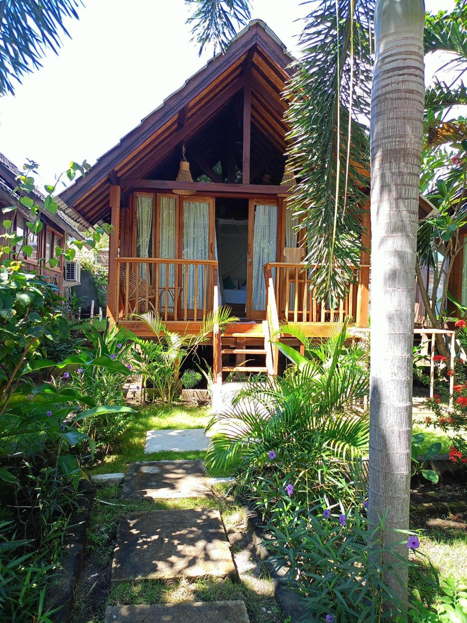 Bintang Tiga Bungalows غيلي آير المظهر الخارجي الصورة
