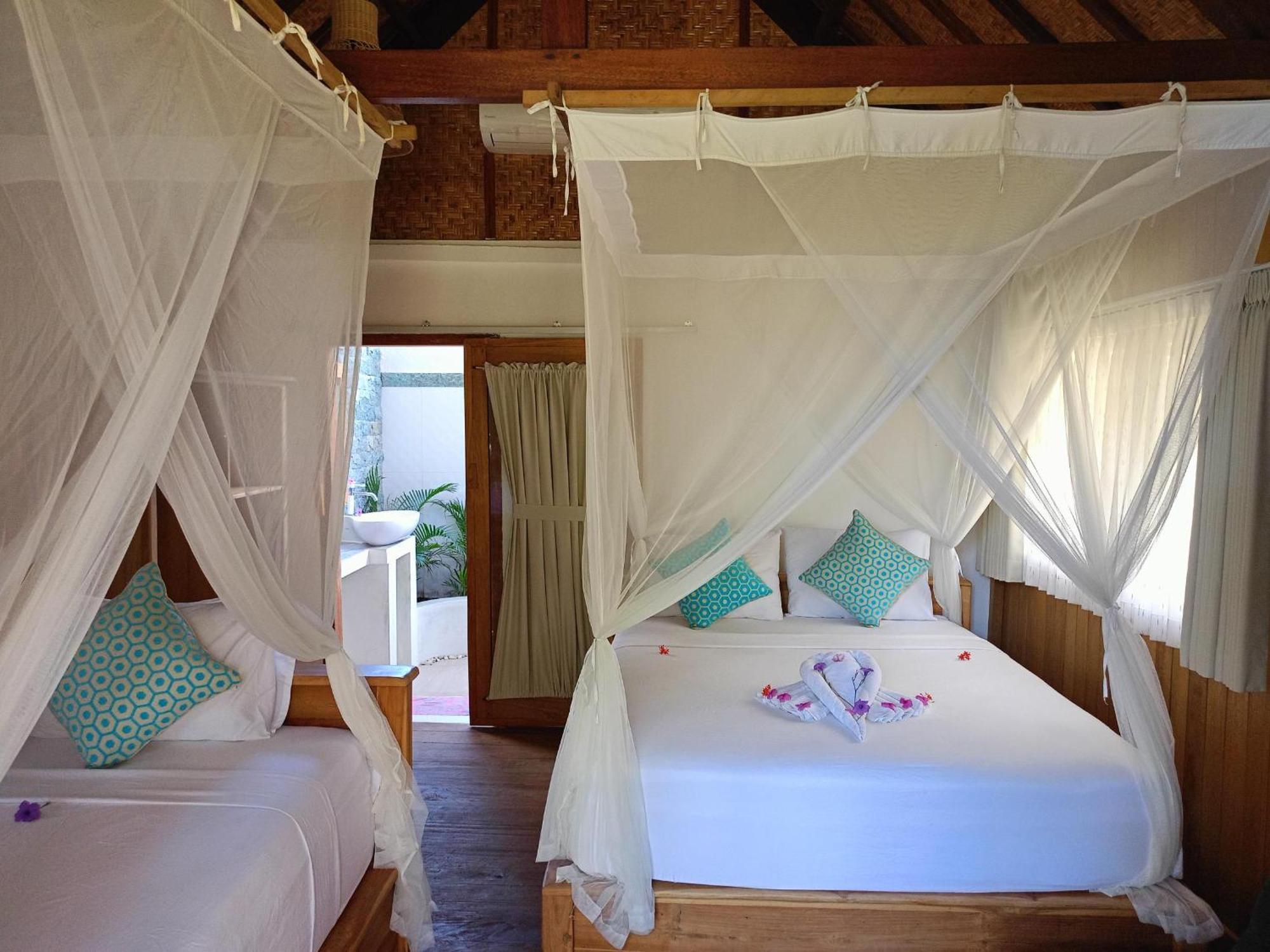 Bintang Tiga Bungalows غيلي آير المظهر الخارجي الصورة